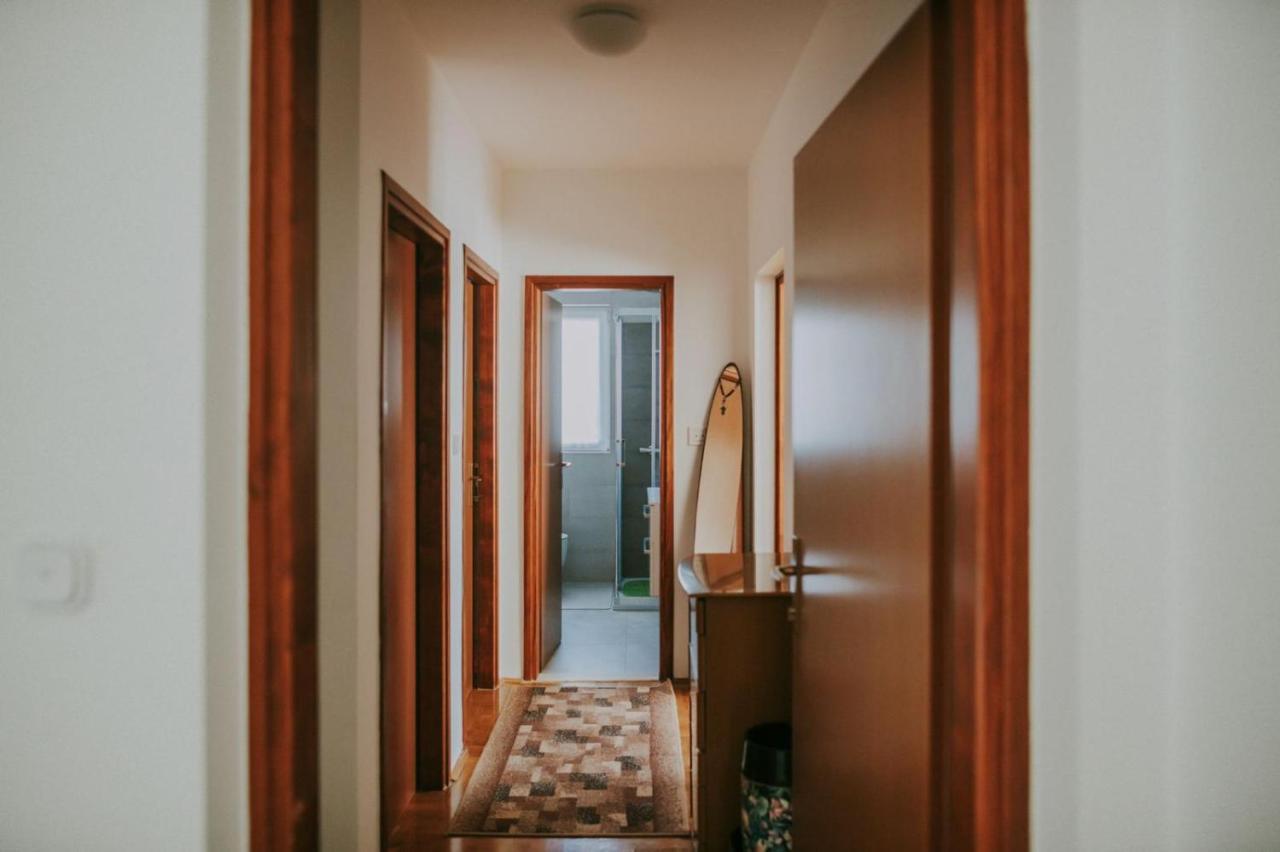 Apartment Hola *
